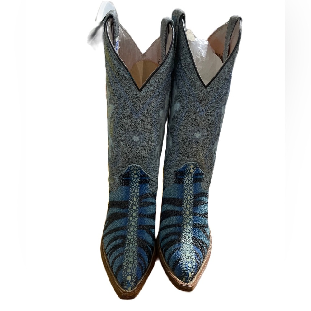 LONE STAR BOOTS Exotic Blue Tiger Stripe Cowboy Boots